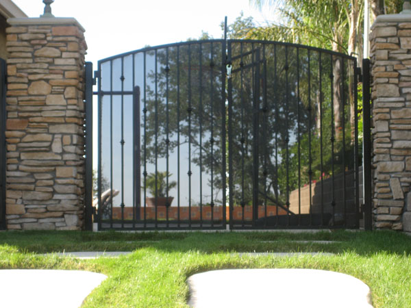 Side yard Gates San Diego